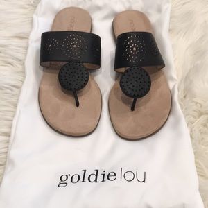 Goldie Lou FLEX and HEEL-CUPPING Barbara Sandal